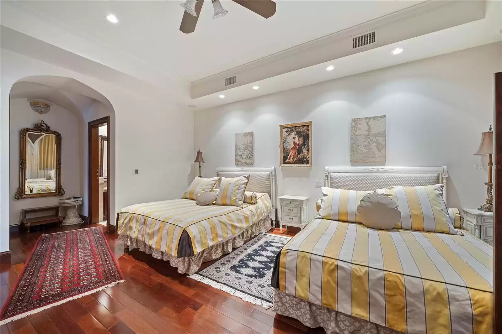 Guest room, complete with balcony and en-suite restroom