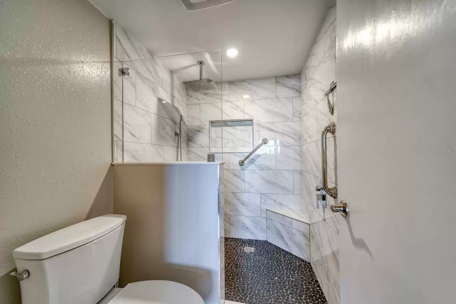 Master Bathroom Walk in Shower