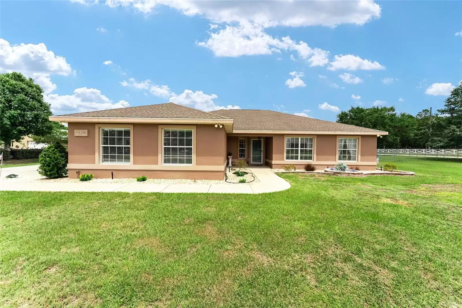 4950 COUNTY ROAD 134B, WILDWOOD, Florida 34785, 3 Bedrooms Bedrooms, ,2 BathroomsBathrooms,Residential,For Sale,COUNTY ROAD 134B,MFRG5067993