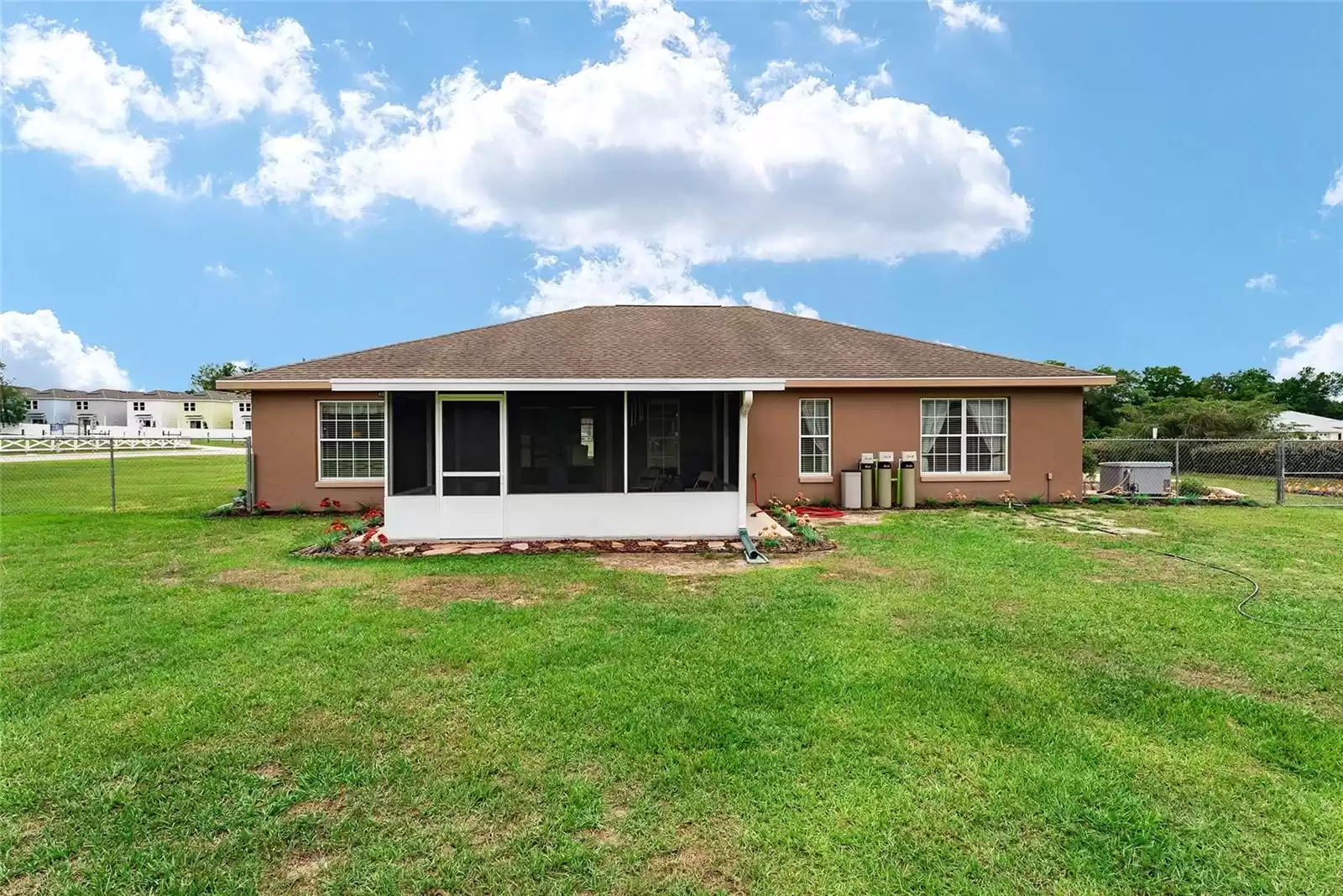 4950 COUNTY ROAD 134B, WILDWOOD, Florida 34785, 3 Bedrooms Bedrooms, ,2 BathroomsBathrooms,Residential,For Sale,COUNTY ROAD 134B,MFRG5067993