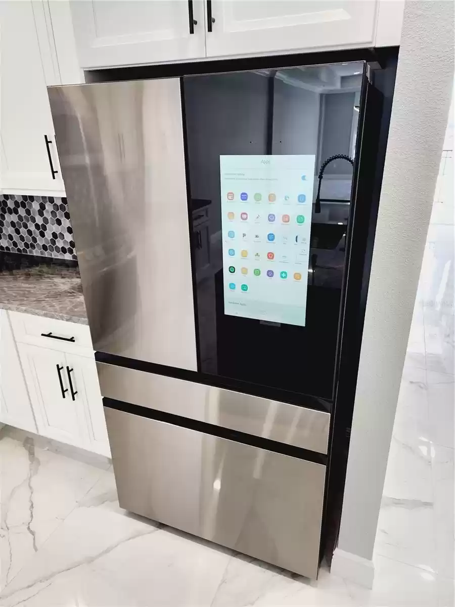 Samsung Family Hub Refrigerator