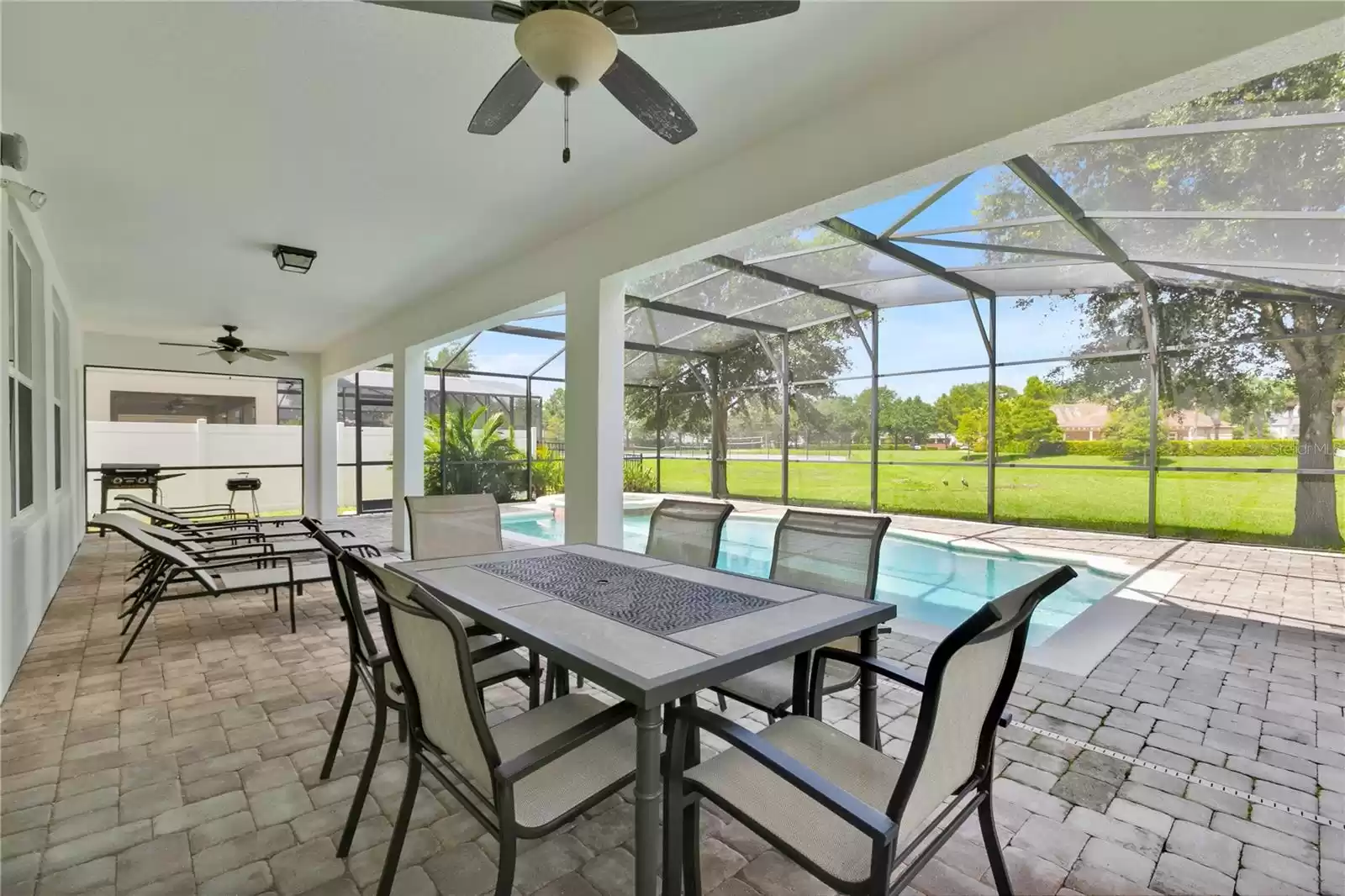 Outside dining pool area