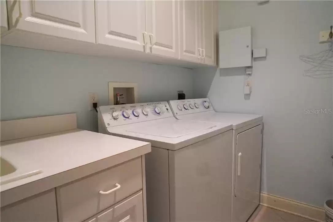 505 MANDALAY AVE, CLEARWATER BEACH, Florida 33767, 2 Bedrooms Bedrooms, ,2 BathroomsBathrooms,Residential Lease,For Rent,MANDALAY AVE,MFRU8025359