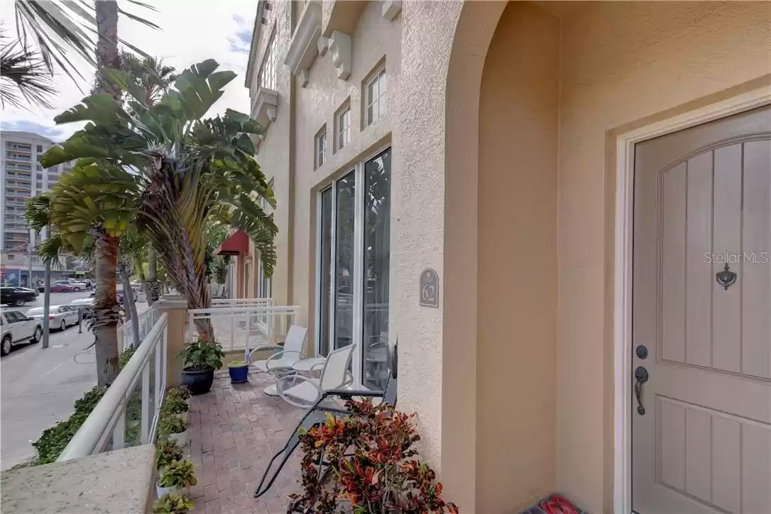 505 MANDALAY AVE, CLEARWATER BEACH, Florida 33767, 2 Bedrooms Bedrooms, ,2 BathroomsBathrooms,Residential Lease,For Rent,MANDALAY AVE,MFRU8025359