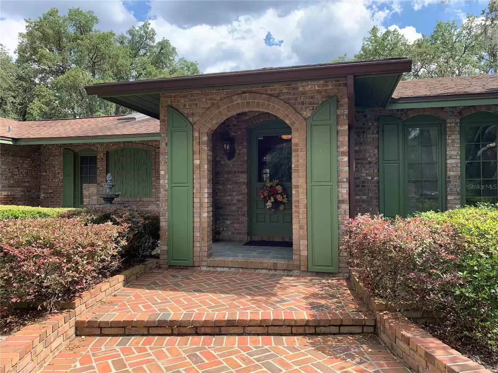 1327 GLENWOOD ROAD, DELAND, Florida 32720, 4 Bedrooms Bedrooms, ,4 BathroomsBathrooms,Residential,For Sale,GLENWOOD,MFRO6114094