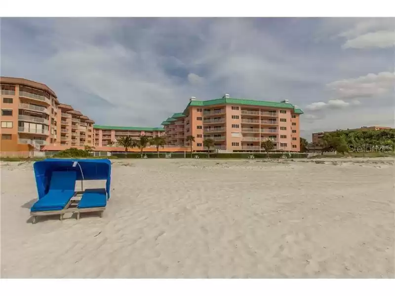 18400 GULF BOULEVARD, INDIAN SHORES, Florida 33785, 2 Bedrooms Bedrooms, ,2 BathroomsBathrooms,Residential Lease,For Rent,GULF,MFRU7830932