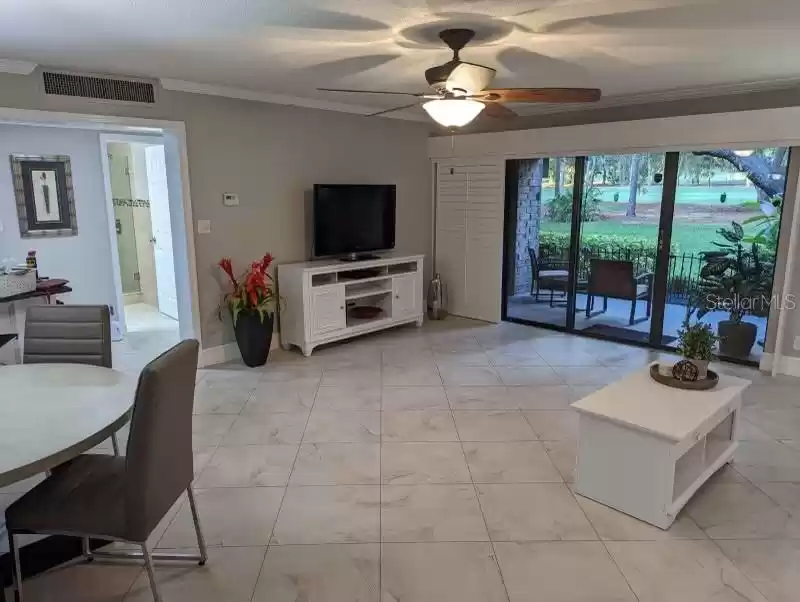 36750 US HIGHWAY 19, PALM HARBOR, Florida 34684, 1 Bedroom Bedrooms, ,1 BathroomBathrooms,Residential Lease,For Rent,US HIGHWAY 19,MFRU8205854