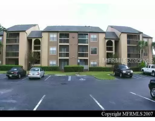 2031 CASCADES BOULEVARD, KISSIMMEE, Florida 34741, 1 Bedroom Bedrooms, ,1 BathroomBathrooms,Residential,For Sale,CASCADES,MFRO6124559