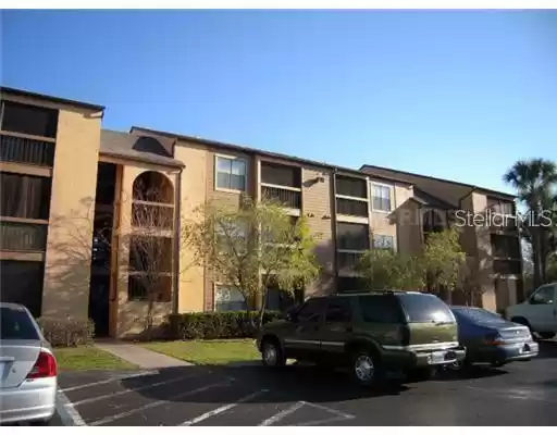 2031 CASCADES BOULEVARD, KISSIMMEE, Florida 34741, 1 Bedroom Bedrooms, ,1 BathroomBathrooms,Residential,For Sale,CASCADES,MFRO6124559