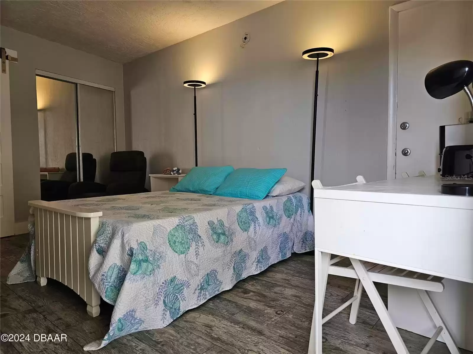 1233 ATLANTIC AVENUE, DAYTONA BEACH, Florida 32118, 1 Bedroom Bedrooms, ,1 BathroomBathrooms,Residential,For Sale,ATLANTIC,MFRO6125482