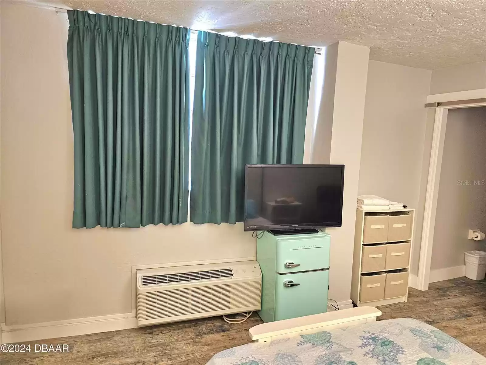 1233 ATLANTIC AVENUE, DAYTONA BEACH, Florida 32118, 1 Bedroom Bedrooms, ,1 BathroomBathrooms,Residential,For Sale,ATLANTIC,MFRO6125482