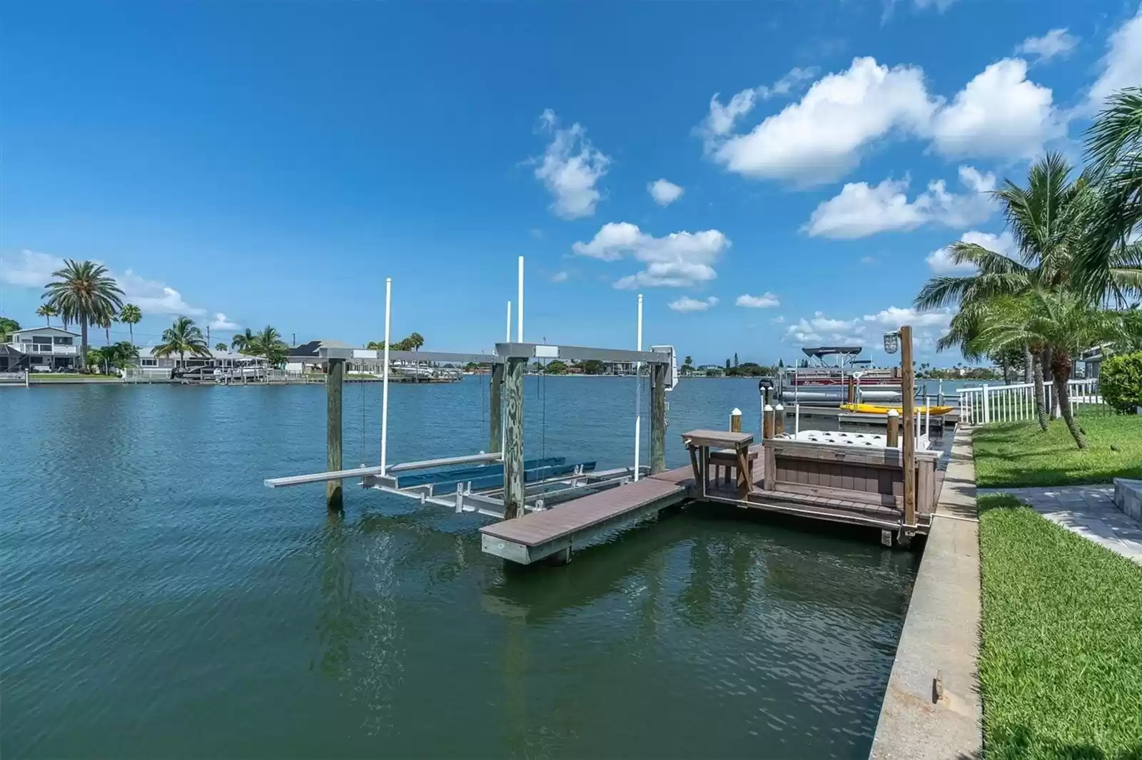 6440 3RD PALM POINT, ST PETE BEACH, Florida 33706, 3 Bedrooms Bedrooms, ,3 BathroomsBathrooms,Residential,For Sale,3RD PALM,MFRT3463996