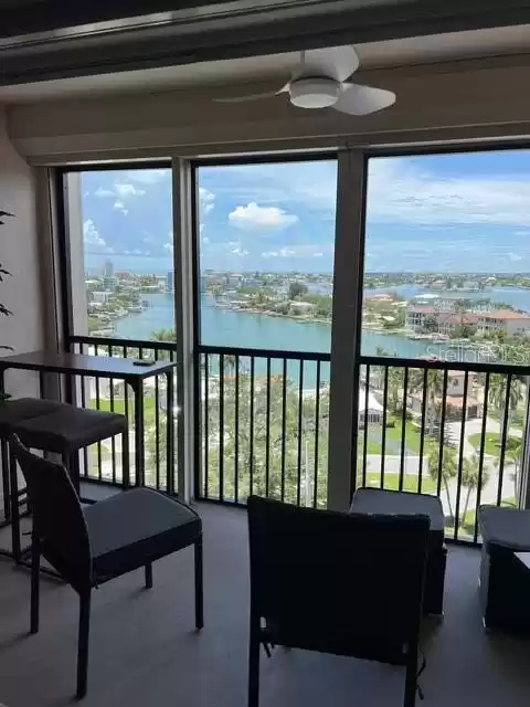 10355 PARADISE BOULEVARD, TREASURE ISLAND, Florida 33706, 2 Bedrooms Bedrooms, ,2 BathroomsBathrooms,Residential Lease,For Rent,PARADISE,MFRU8186637