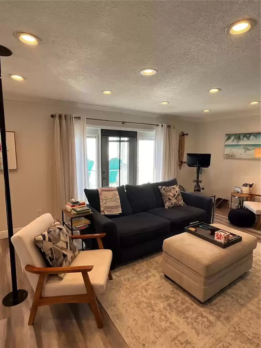 5110 COQUINA KEY DRIVE, ST PETERSBURG, Florida 33705, 1 Bedroom Bedrooms, ,1 BathroomBathrooms,Residential Lease,For Rent,COQUINA KEY,MFRU8125939