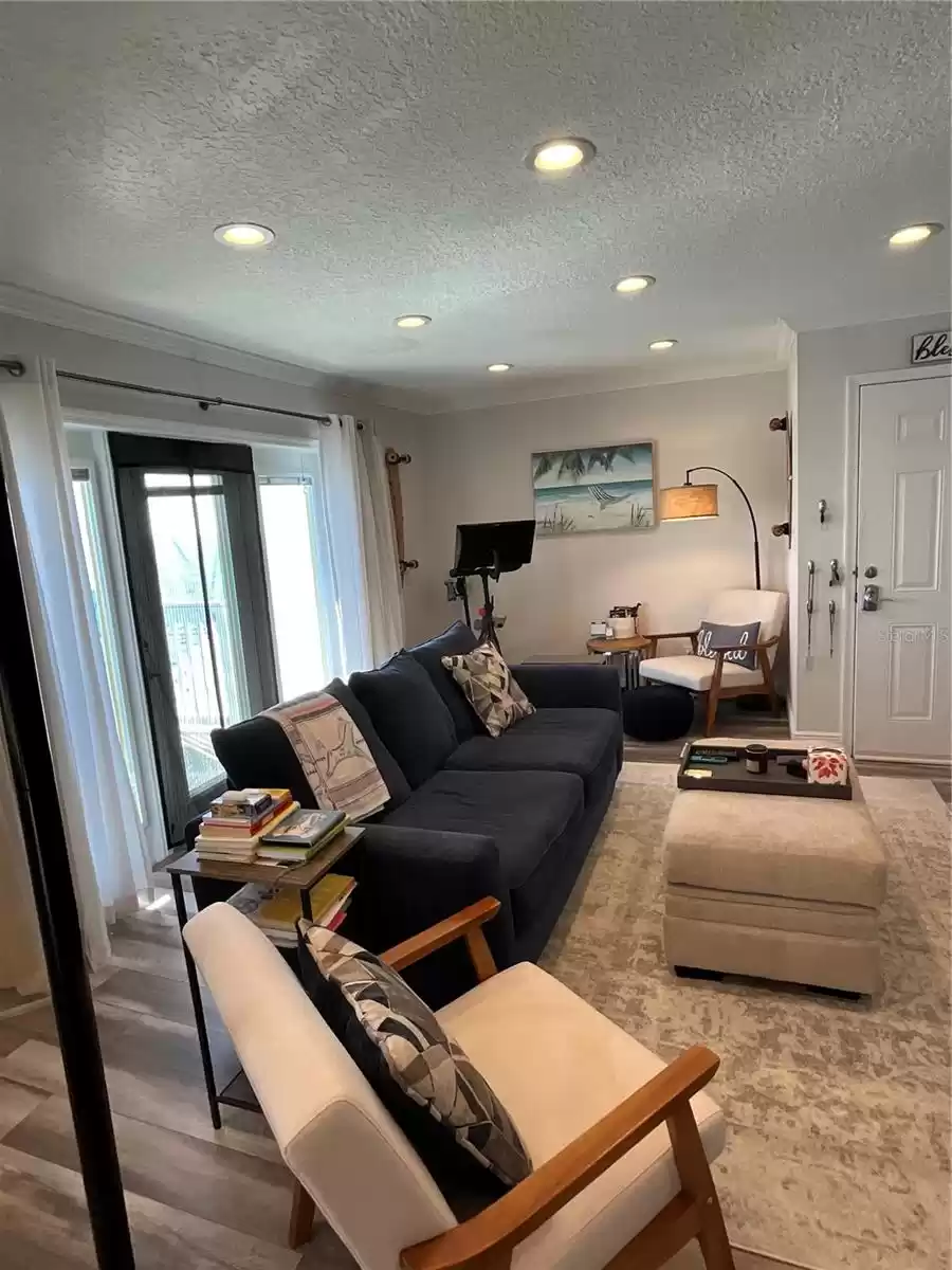 5110 COQUINA KEY DRIVE, ST PETERSBURG, Florida 33705, 1 Bedroom Bedrooms, ,1 BathroomBathrooms,Residential Lease,For Rent,COQUINA KEY,MFRU8125939