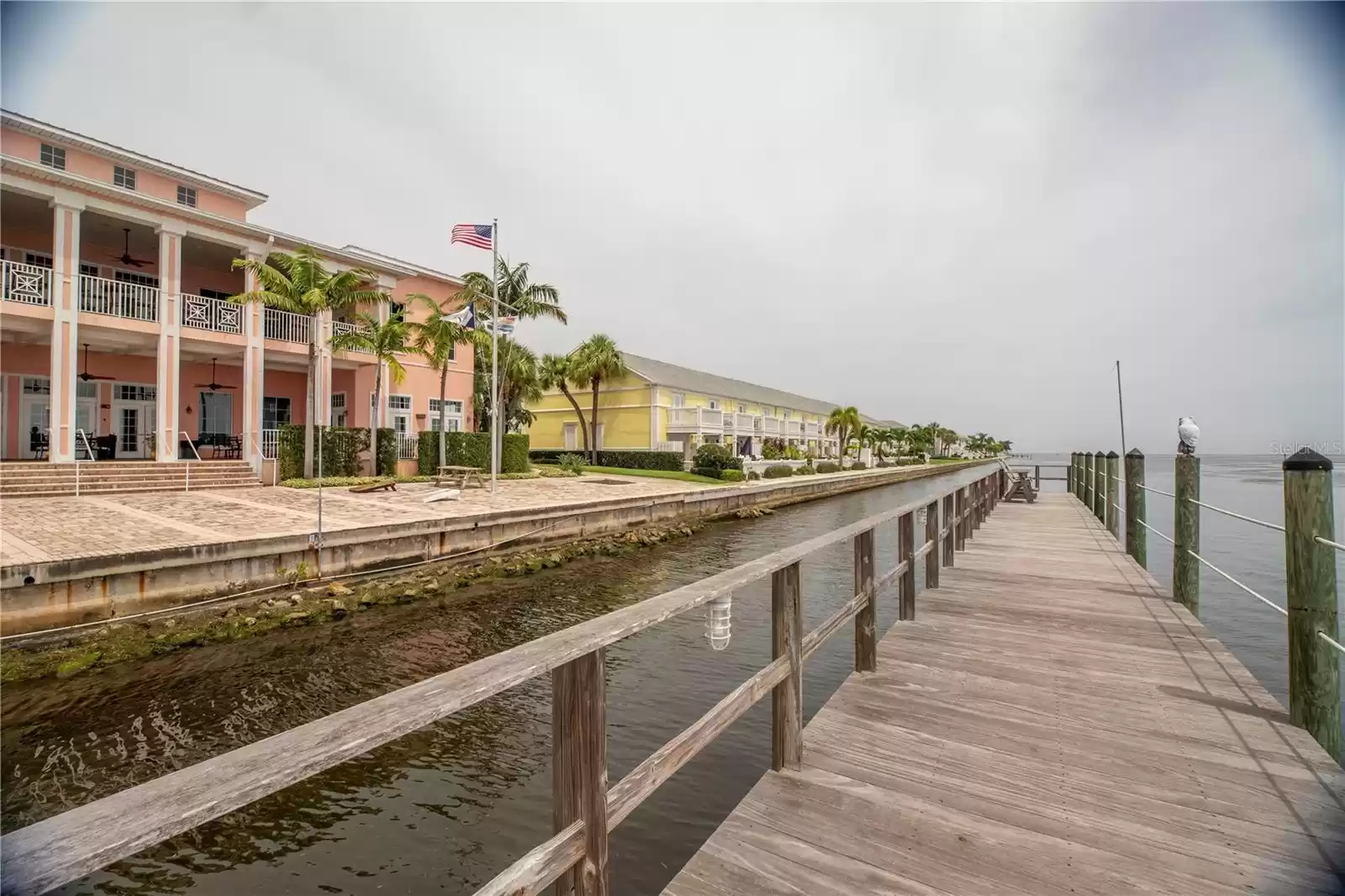 day dock