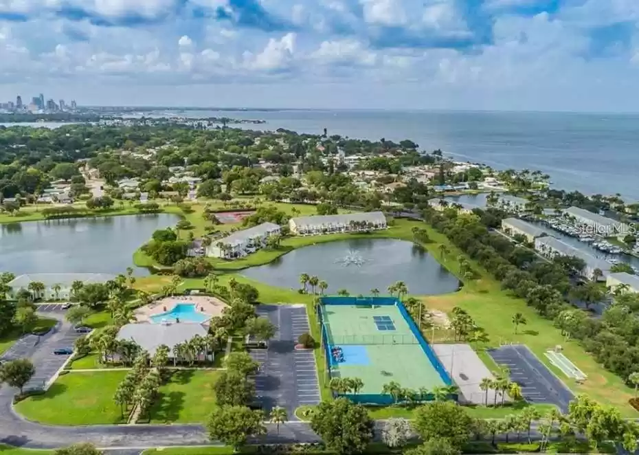 5110 COQUINA KEY DRIVE, ST PETERSBURG, Florida 33705, 1 Bedroom Bedrooms, ,1 BathroomBathrooms,Residential Lease,For Rent,COQUINA KEY,MFRU8125939