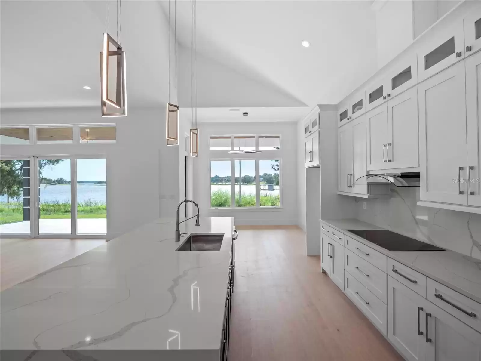 260 DEER ISLE DRIVE, WINTER GARDEN, Florida 34787, 4 Bedrooms Bedrooms, ,4 BathroomsBathrooms,Residential,For Sale,DEER ISLE,MFRO6135342