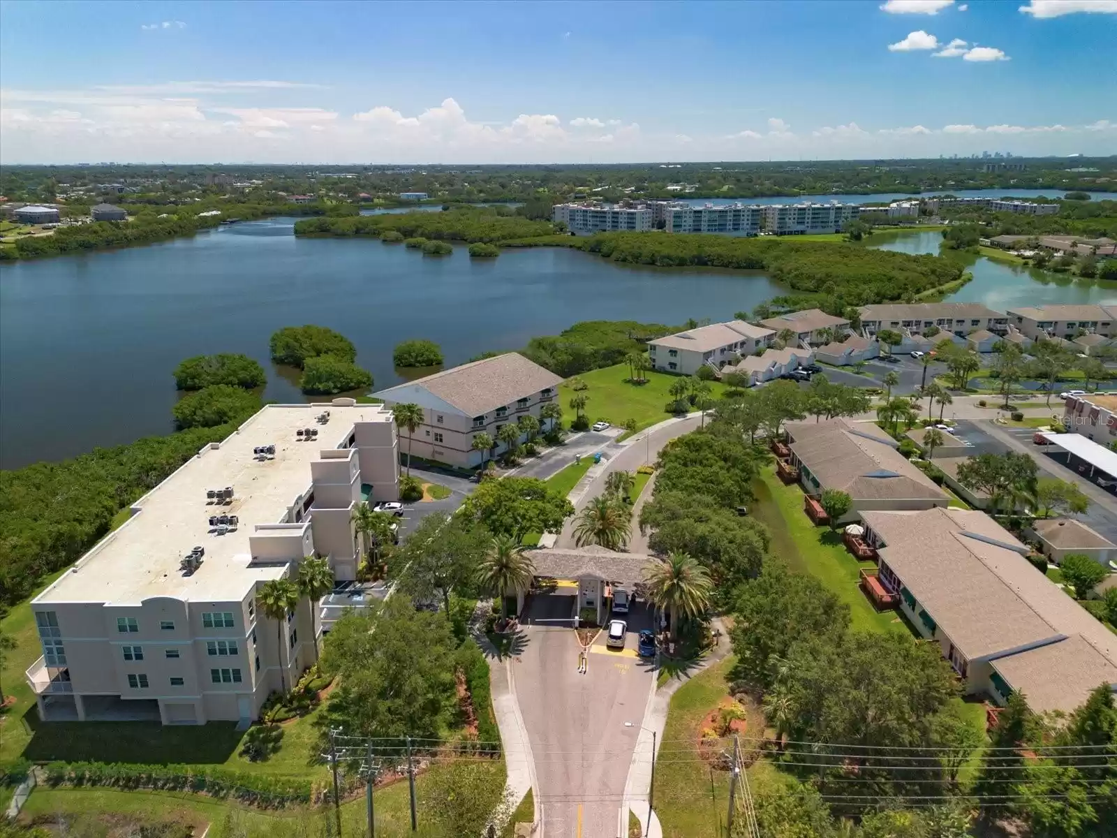 9950 62ND TERRACE, ST PETERSBURG, Florida 33708, 1 Bedroom Bedrooms, ,1 BathroomBathrooms,Residential,For Sale,62ND,MFRU8198399