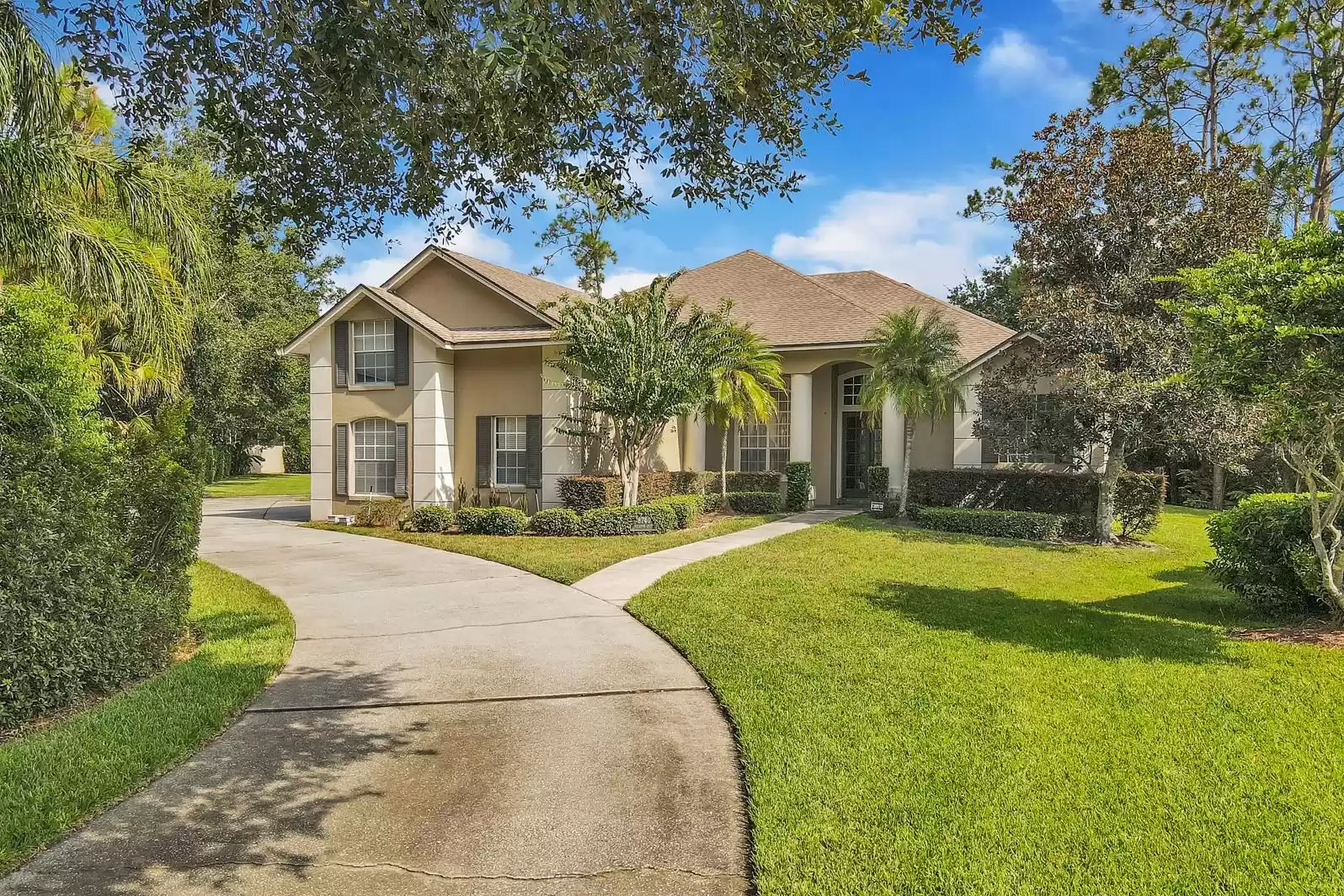 8740 INGLETON COURT, ORLANDO, Florida 32836, 5 Bedrooms Bedrooms, ,4 BathroomsBathrooms,Residential,For Sale,INGLETON,MFRO6137895