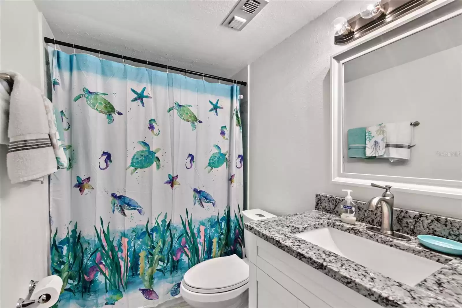 206 TARPON POINT, TARPON SPRINGS, Florida 34689, 2 Bedrooms Bedrooms, ,2 BathroomsBathrooms,Residential,For Sale,TARPON,MFRA4583218