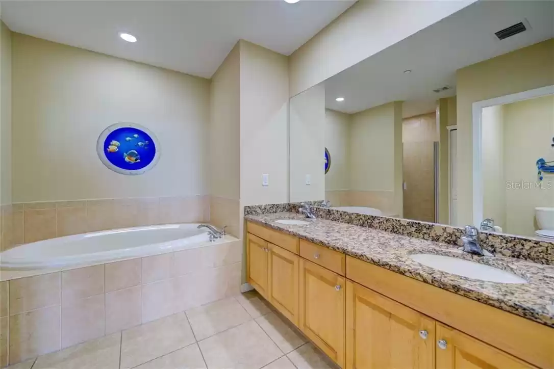 530 GULFVIEW BOULEVARD, CLEARWATER BEACH, Florida 33767, 3 Bedrooms Bedrooms, ,2 BathroomsBathrooms,Residential Lease,For Rent,GULFVIEW,MFRU8113380