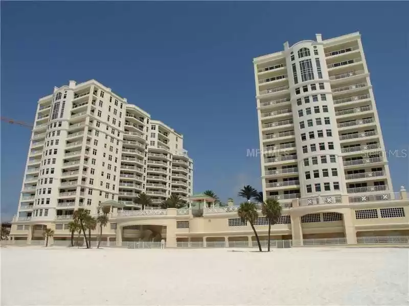 10 PAPAYA STREET, CLEARWATER BEACH, Florida 33767, 3 Bedrooms Bedrooms, ,2 BathroomsBathrooms,Residential Lease,For Rent,PAPAYA,MFRU7776985