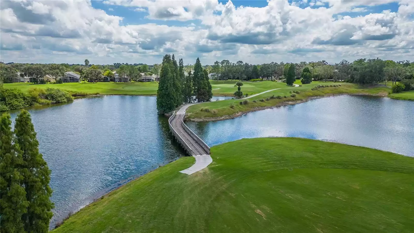 7018 CASCADES COURT, LAKELAND, Florida 33813, 4 Bedrooms Bedrooms, ,3 BathroomsBathrooms,Residential,For Sale,CASCADES,MFRL4939567