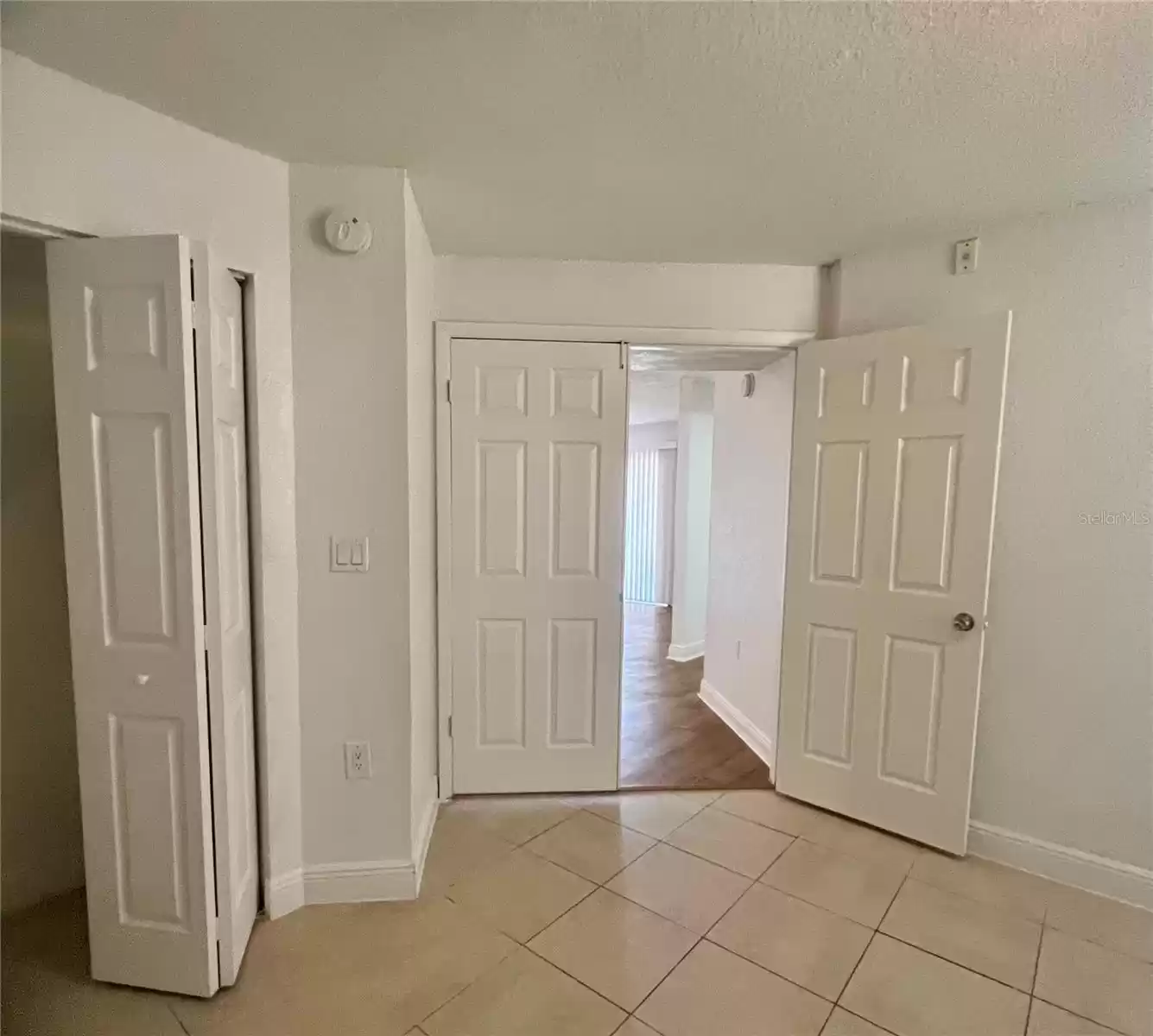 1948 LAKE ATRIUMS CIRCLE, ORLANDO, Florida 32839, 3 Bedrooms Bedrooms, ,2 BathroomsBathrooms,Residential,For Sale,LAKE ATRIUMS,MFRO6146201