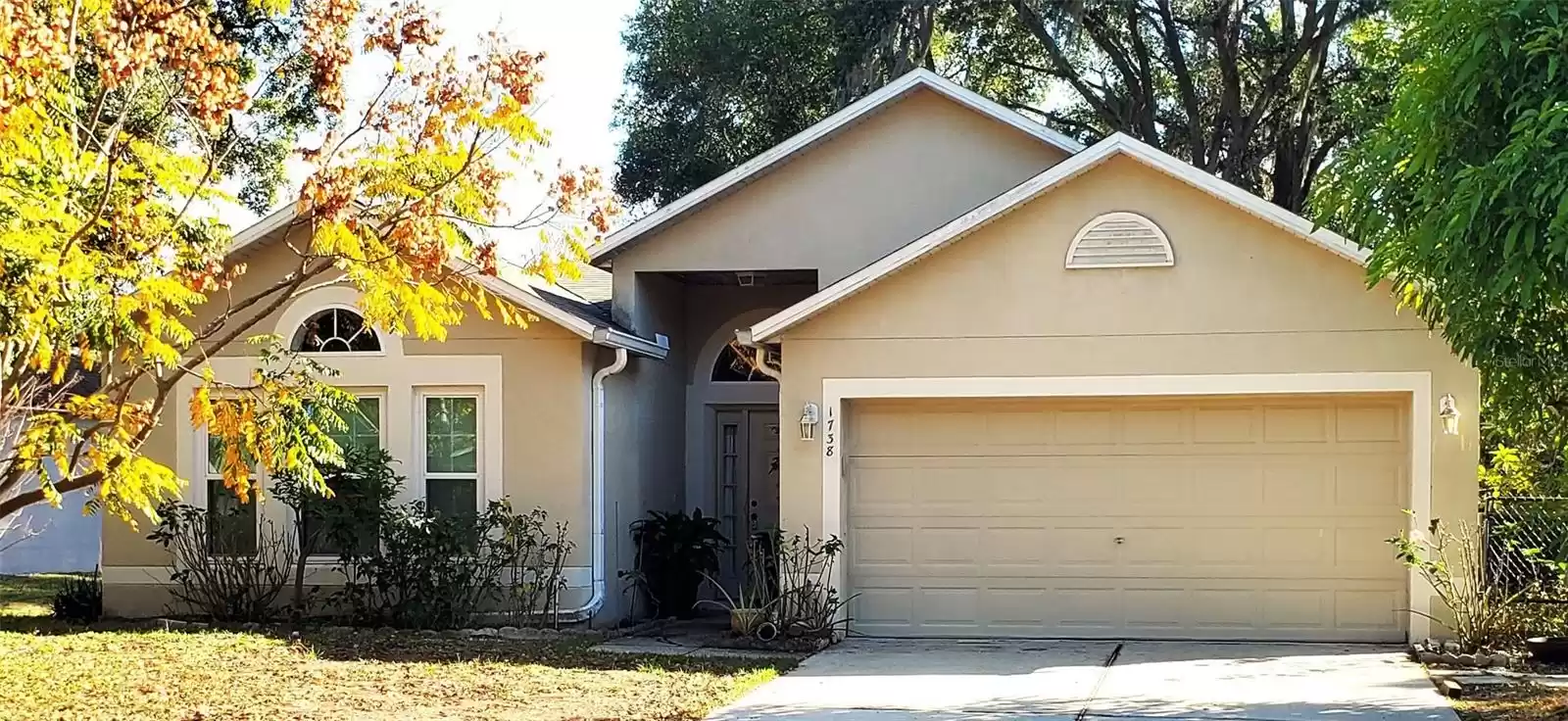 1738 MARSHALL LAKE DRIVE, APOPKA, Florida 32703, 3 Bedrooms Bedrooms, ,3 BathroomsBathrooms,Residential,For Sale,MARSHALL LAKE,MFRO6145745