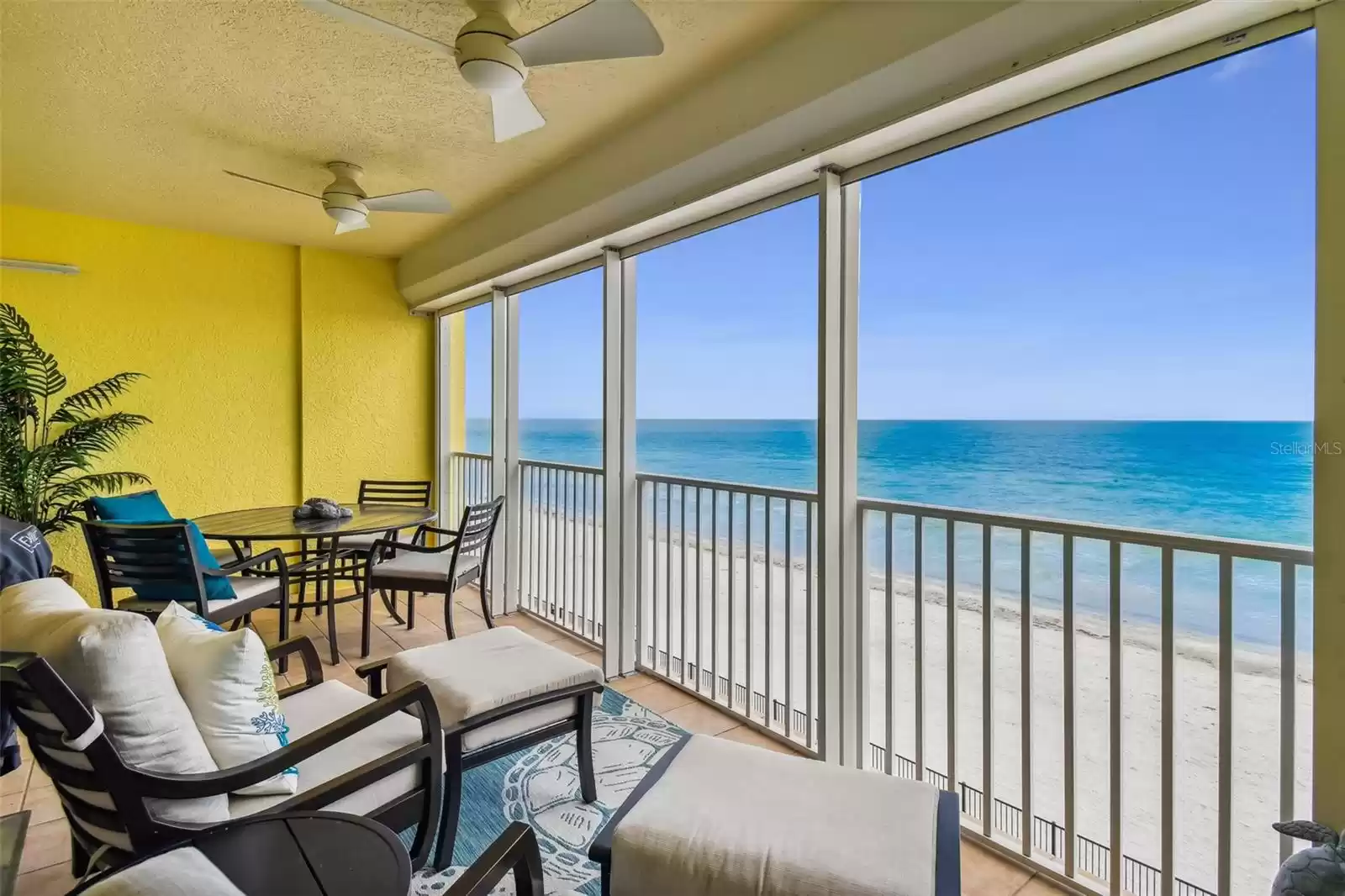 16750 GULF BOULEVARD, NORTH REDINGTON BEACH, Florida 33708, 3 Bedrooms Bedrooms, ,3 BathroomsBathrooms,Residential Lease,For Rent,GULF,MFRU8172376