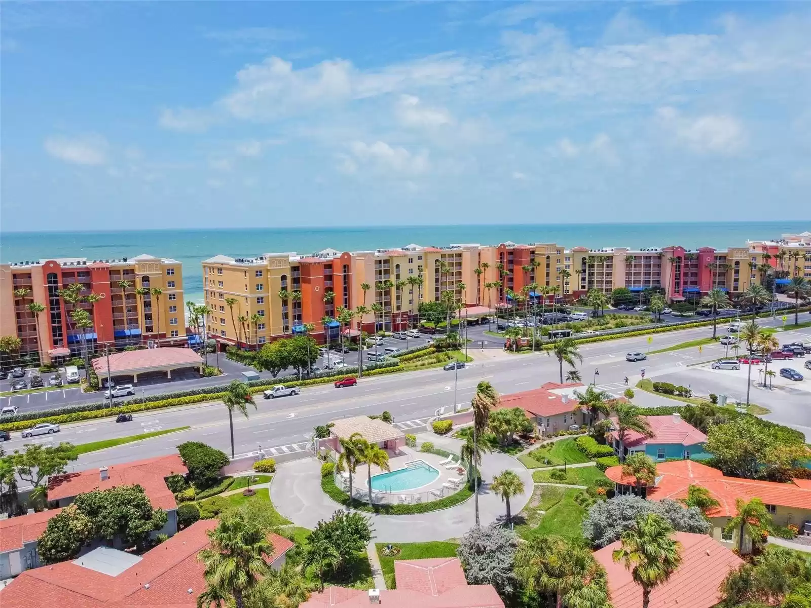 16750 GULF BOULEVARD, NORTH REDINGTON BEACH, Florida 33708, 3 Bedrooms Bedrooms, ,3 BathroomsBathrooms,Residential Lease,For Rent,GULF,MFRU8172376