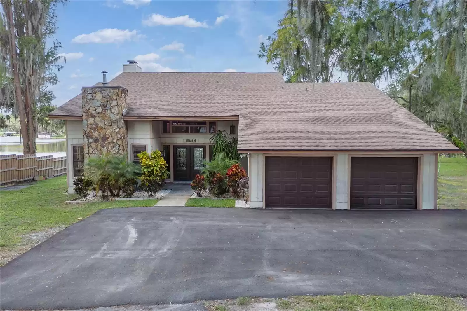 20345 MOSS BEND COURT, LUTZ, Florida 33558, 5 Bedrooms Bedrooms, ,3 BathroomsBathrooms,Residential,For Sale,MOSS BEND,MFRT3478898