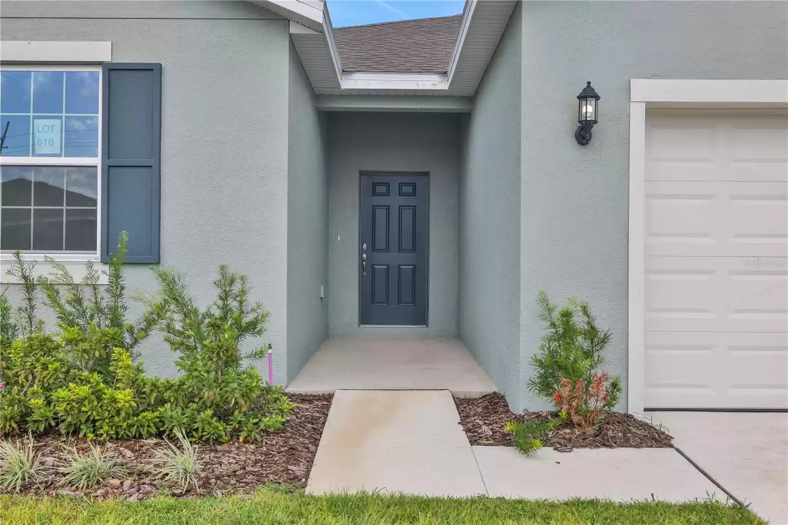 302 BOTTLE BRUSH DRIVE, HAINES CITY, Florida 33844, 4 Bedrooms Bedrooms, ,2 BathroomsBathrooms,Residential,For Sale,BOTTLE BRUSH,MFRG5074363