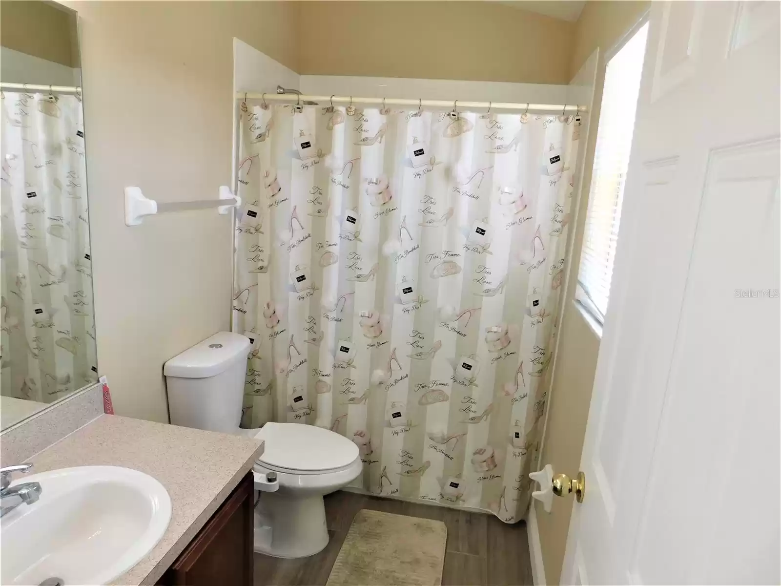 2nd Master Bathroom, Porcelain Flooring