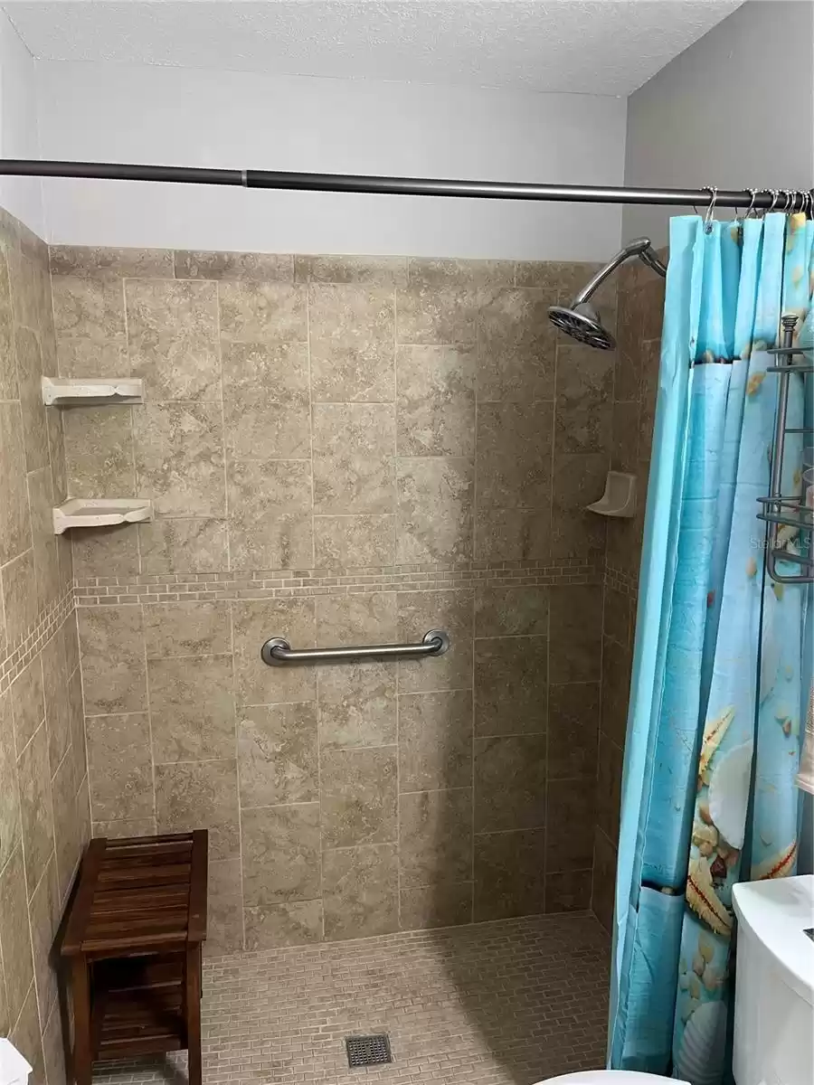 WALK IN SHOWER