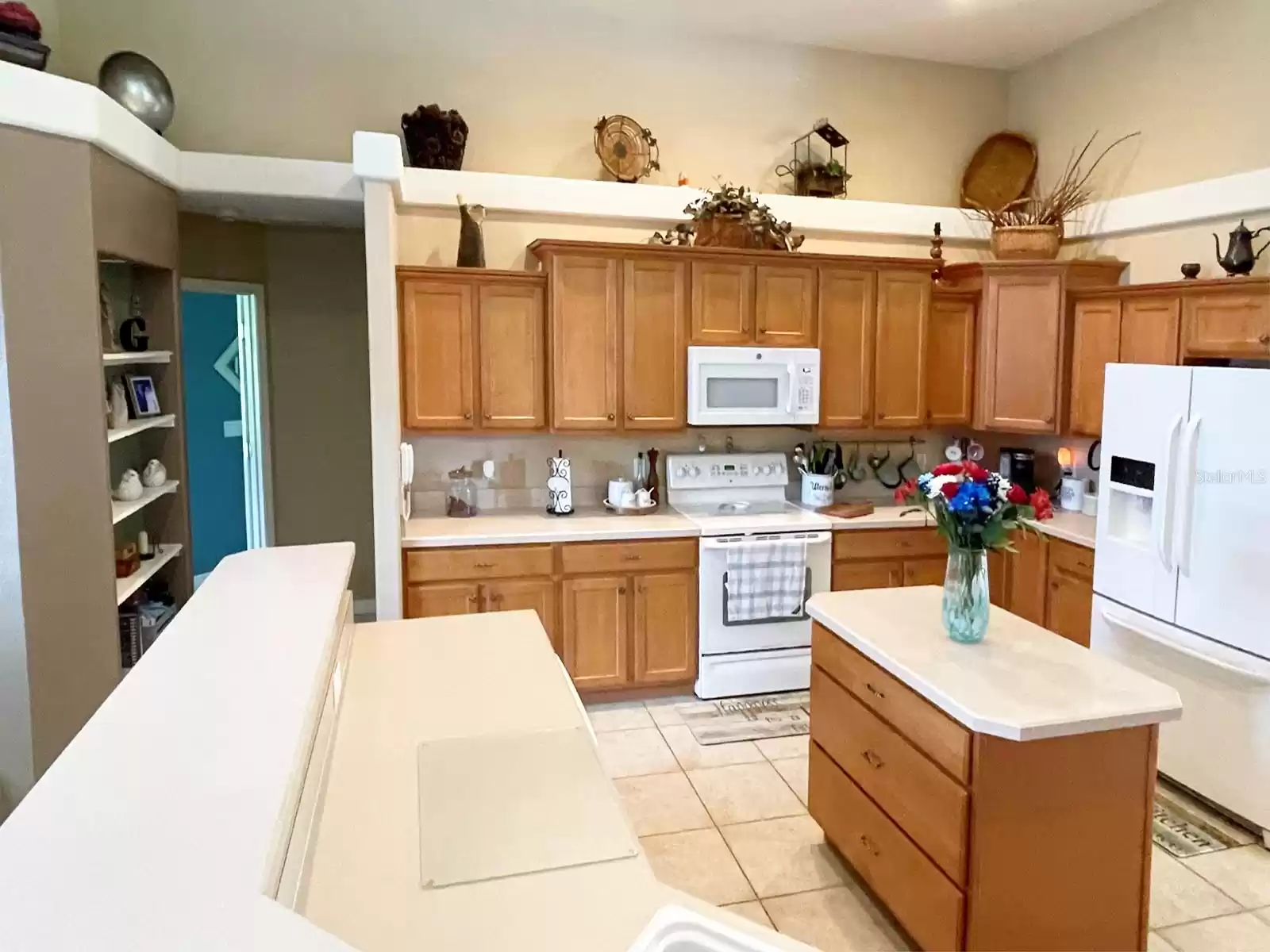 1965 FAIRWAY LOOP, KISSIMMEE, Florida 34746, 4 Bedrooms Bedrooms, ,3 BathroomsBathrooms,Residential,For Sale,FAIRWAY,MFRS5094349