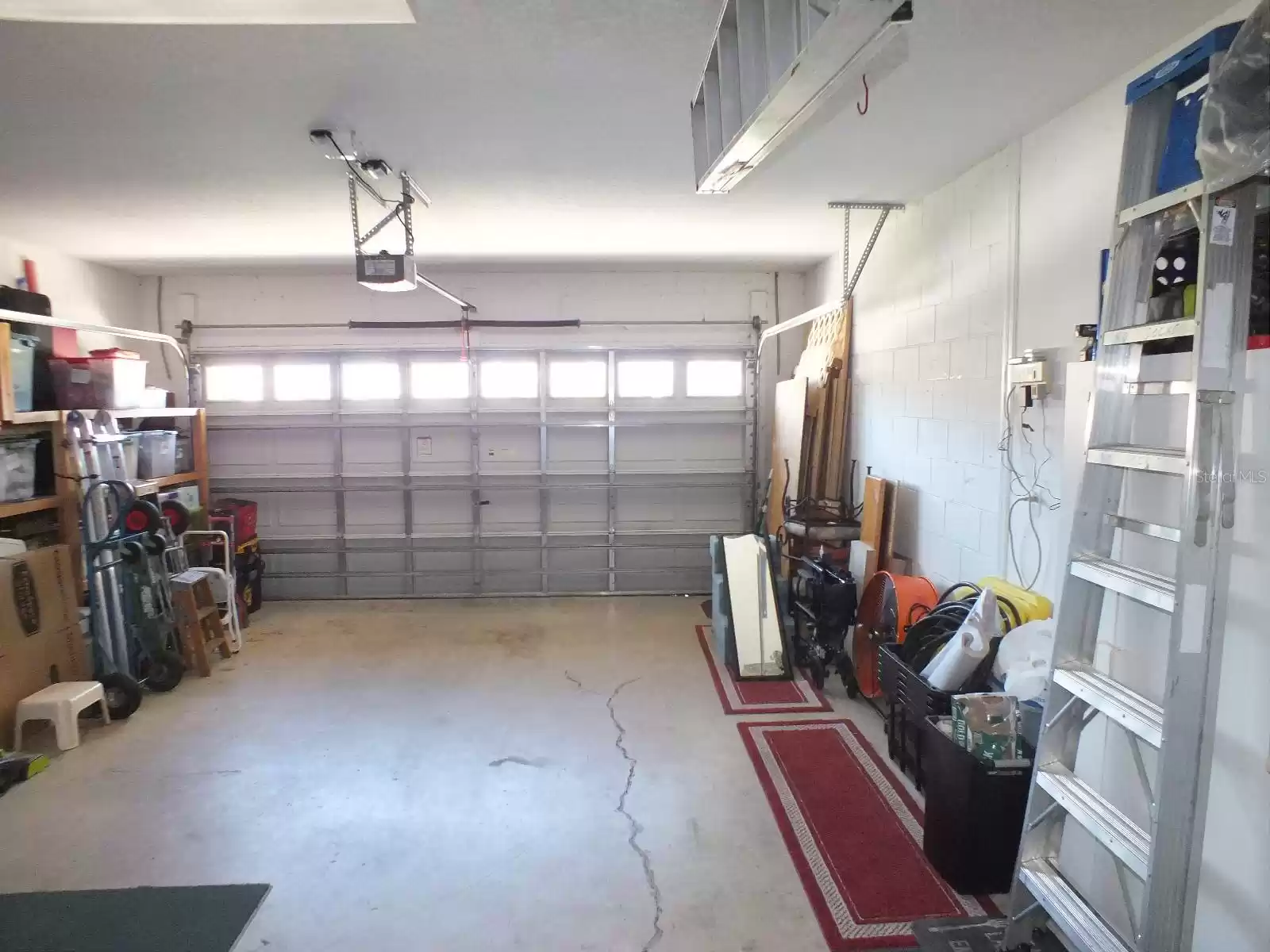 Garage with 4 foot extension