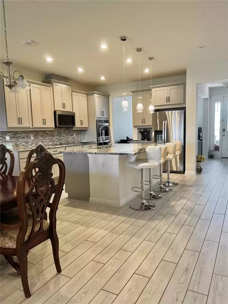 9552 LAUNCH POINT ROAD, ORLANDO, Florida 32832, 5 Bedrooms Bedrooms, ,4 BathroomsBathrooms,Residential,For Sale,LAUNCH POINT,MFRO6155776