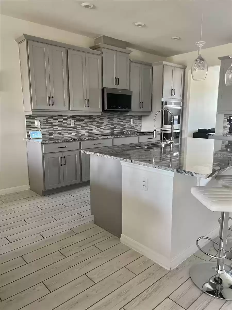 9552 LAUNCH POINT ROAD, ORLANDO, Florida 32832, 5 Bedrooms Bedrooms, ,4 BathroomsBathrooms,Residential,For Sale,LAUNCH POINT,MFRO6155776