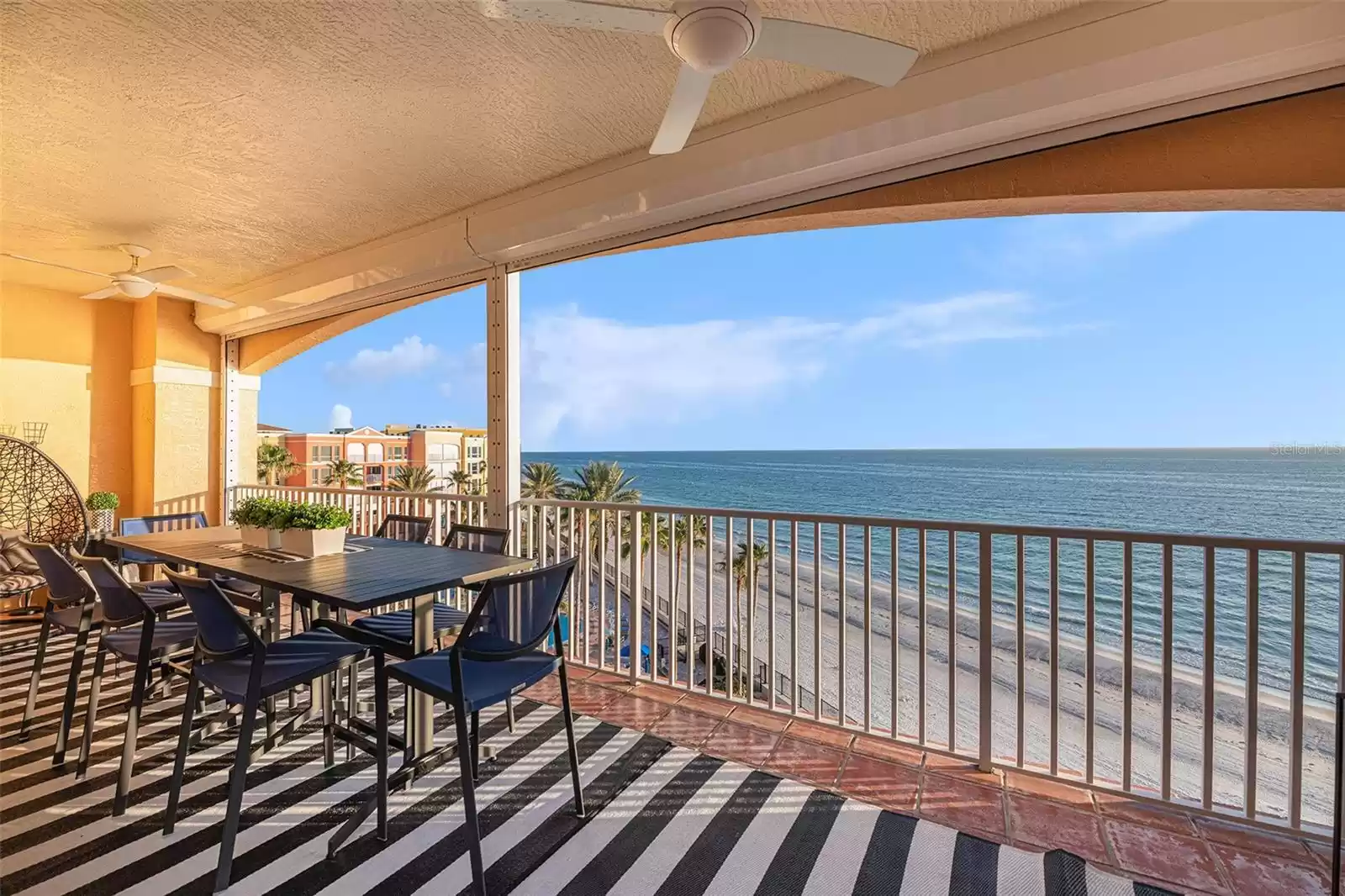 16700 GULF BOULEVARD, NORTH REDINGTON BEACH, Florida 33708, 2 Bedrooms Bedrooms, ,2 BathroomsBathrooms,Residential,For Sale,GULF,MFRO6156821