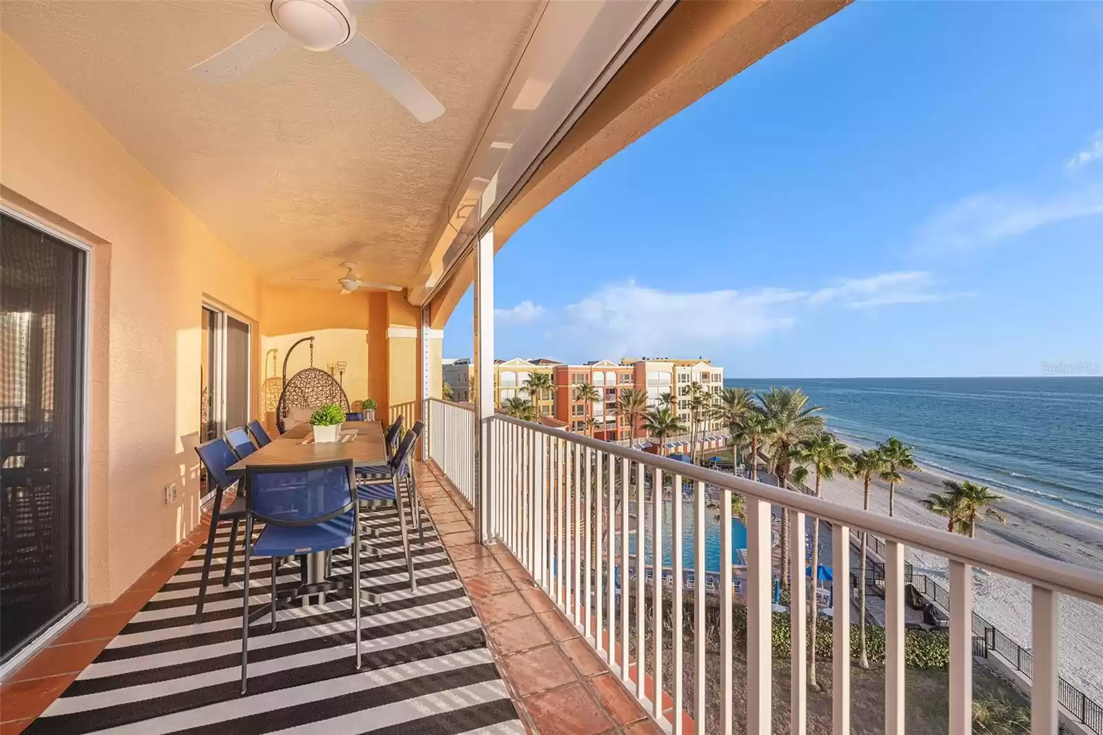 16700 GULF BOULEVARD, NORTH REDINGTON BEACH, Florida 33708, 2 Bedrooms Bedrooms, ,2 BathroomsBathrooms,Residential,For Sale,GULF,MFRO6156821