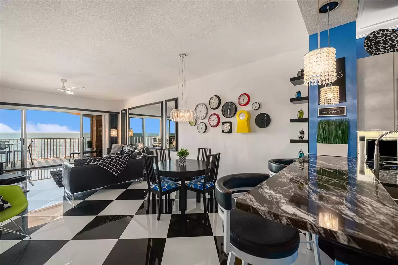 16700 GULF BOULEVARD, NORTH REDINGTON BEACH, Florida 33708, 2 Bedrooms Bedrooms, ,2 BathroomsBathrooms,Residential,For Sale,GULF,MFRO6156821