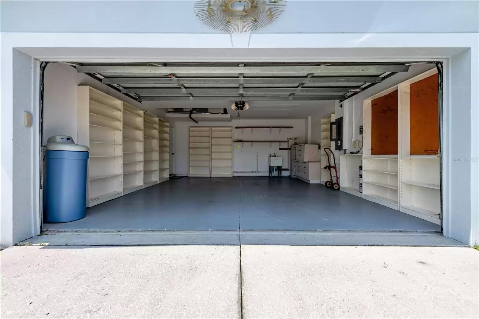 2 Car Garage