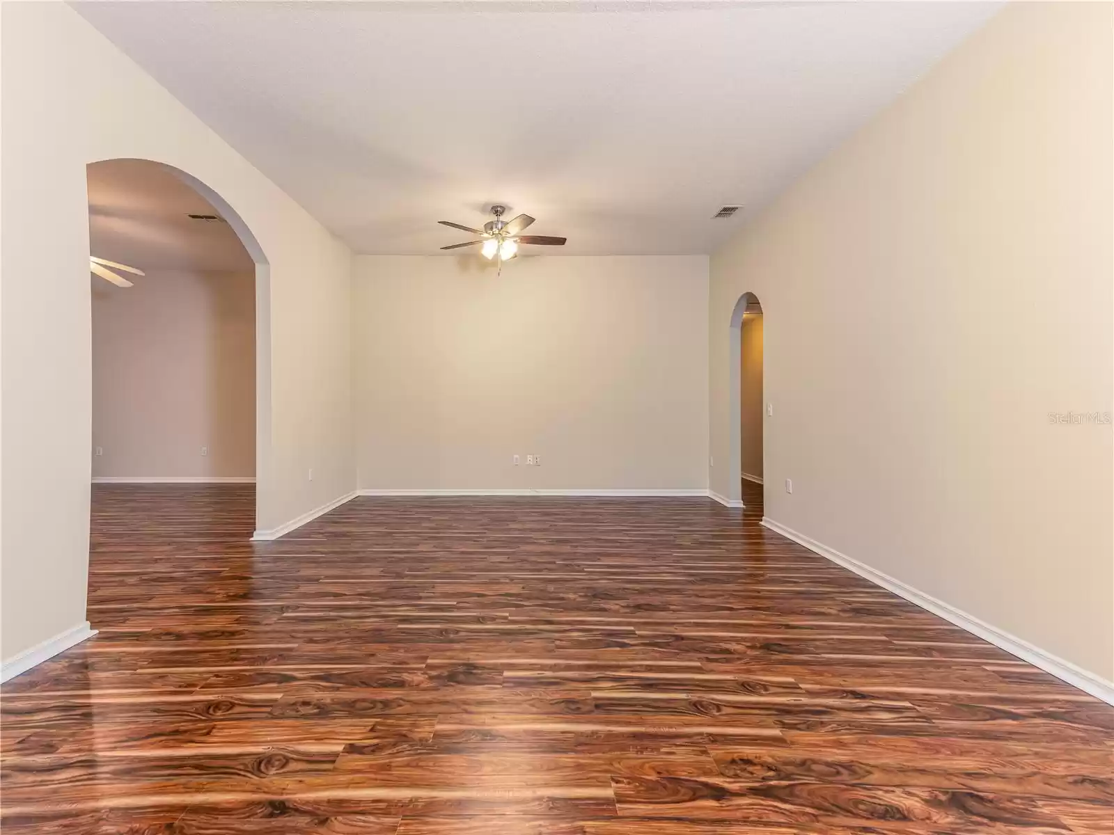 Living Room/Dining Room