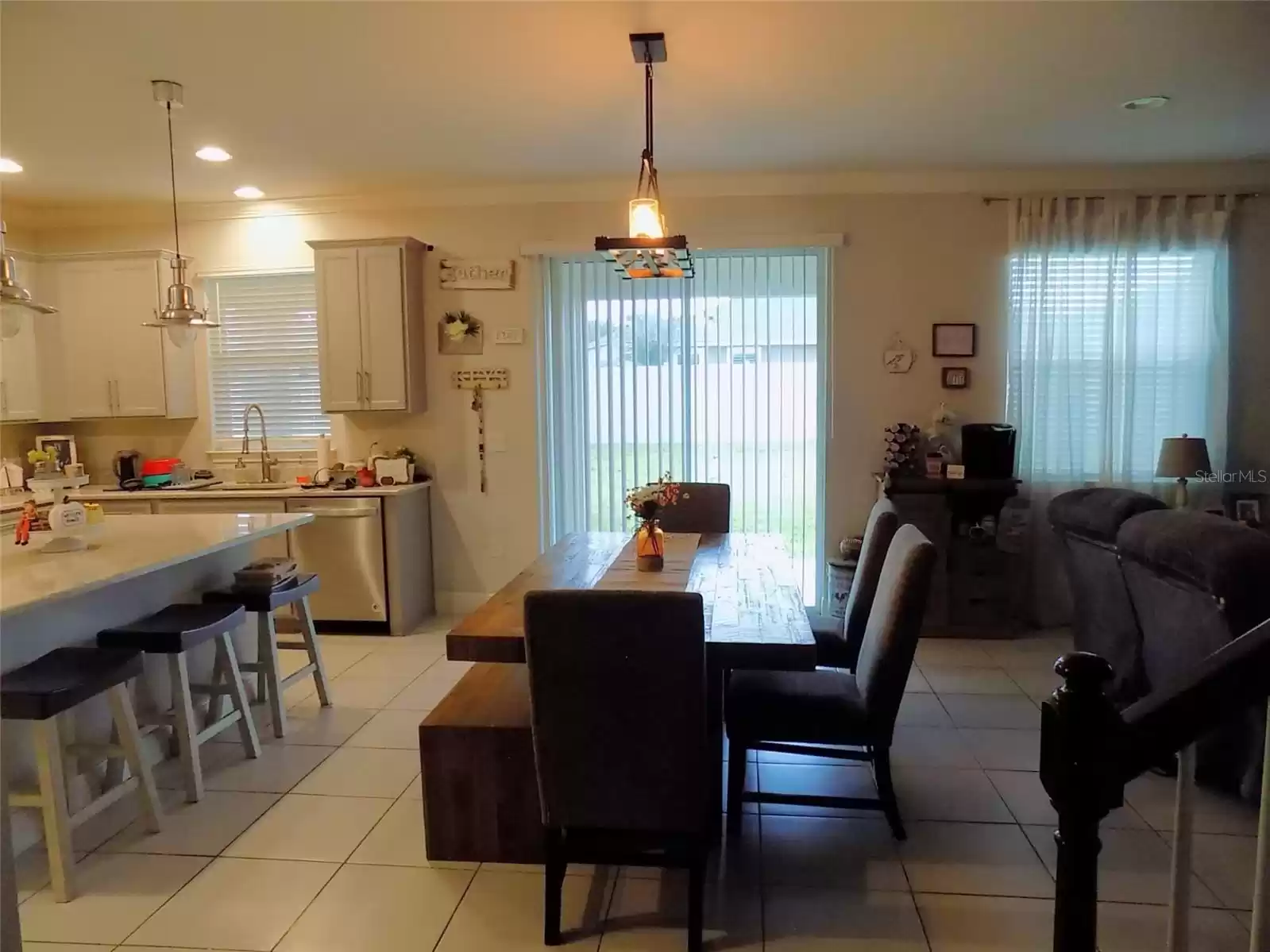 11516 CEDAR VALLEY DR, RIVERVIEW, Florida 33569, 4 Bedrooms Bedrooms, ,2 BathroomsBathrooms,Residential,For Sale,CEDAR VALLEY DR,MFRU8221240