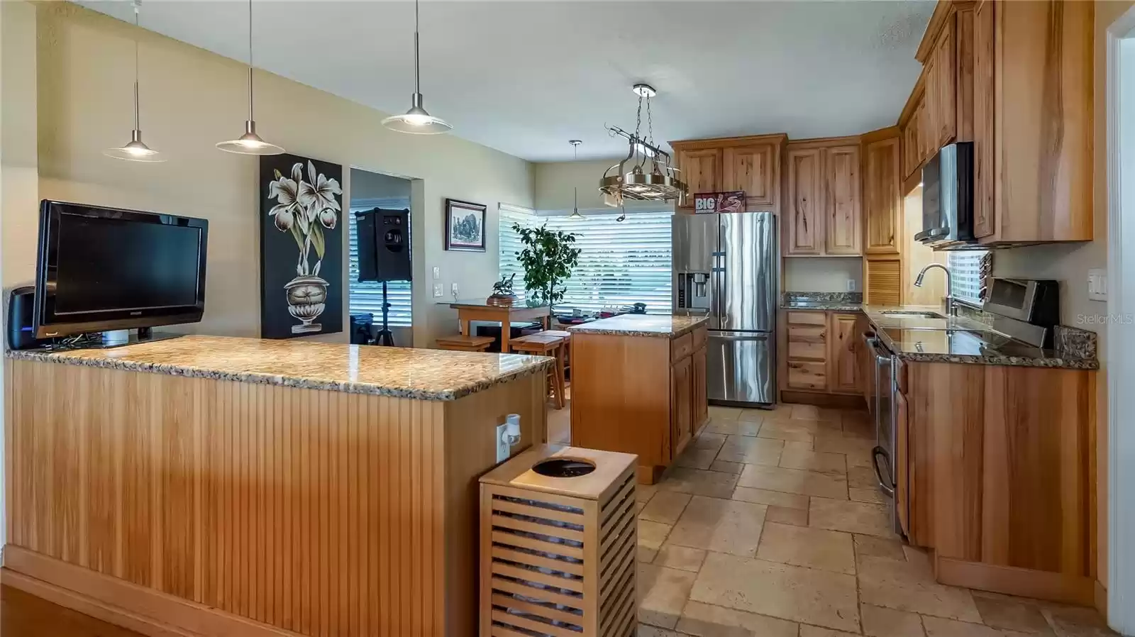 Kitchen remodeled 2008ish, hickory cabinets and granite counters