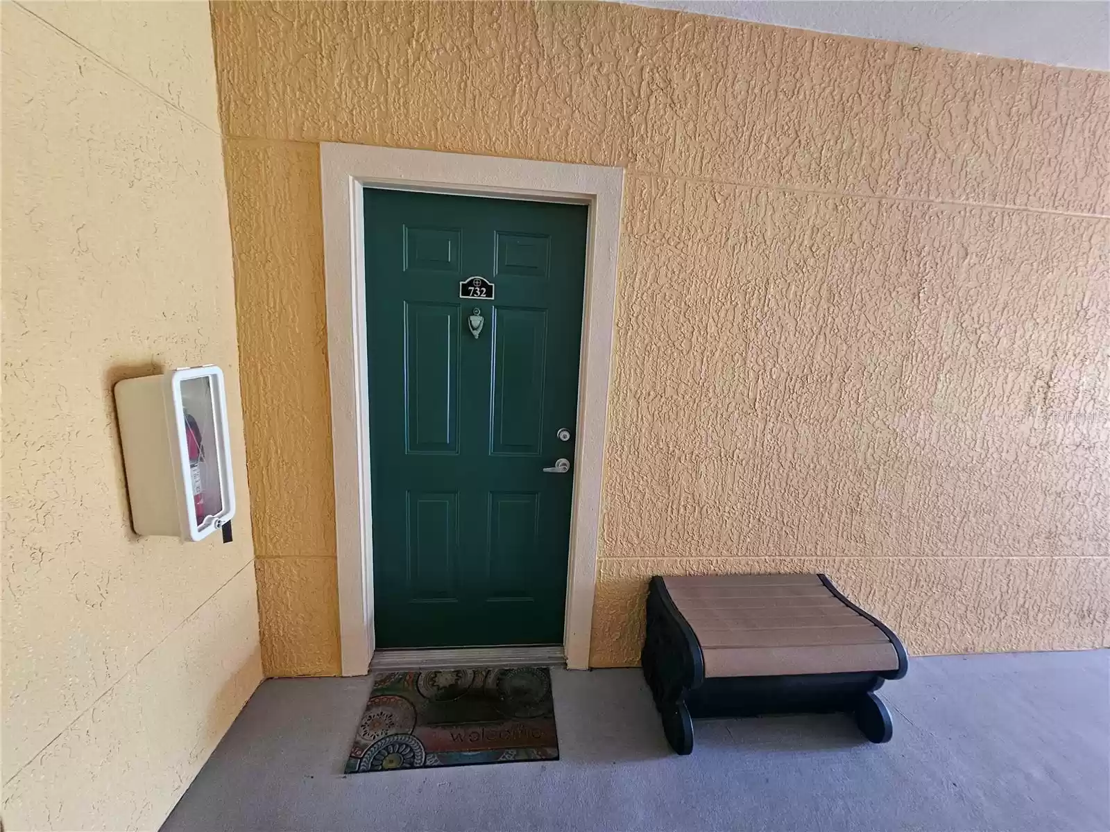 2715 VIA CAPRI, CLEARWATER, Florida 33764, 2 Bedrooms Bedrooms, ,2 BathroomsBathrooms,Residential Lease,For Rent,VIA CAPRI,MFRT3488659