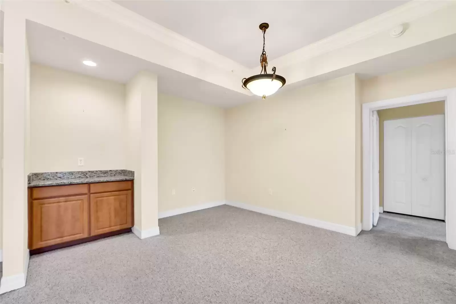 Dining Room with Dry Bar