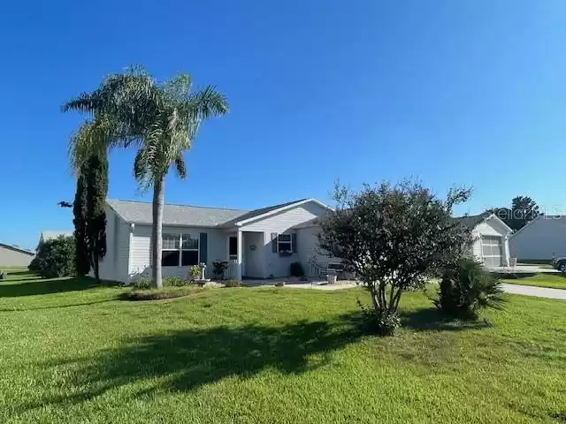 704 ELLSWORTH WAY, THE VILLAGES, Florida 32162, 2 Bedrooms Bedrooms, ,2 BathroomsBathrooms,Residential Lease,For Rent,ELLSWORTH,MFROM668714